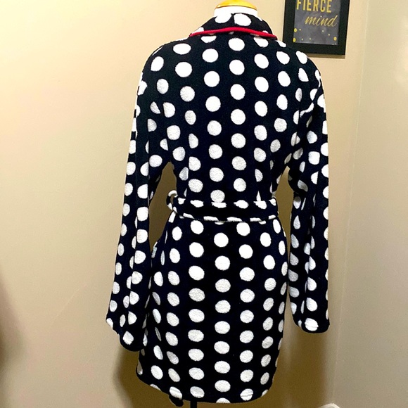 Cozy Robe - Picture 2 of 6